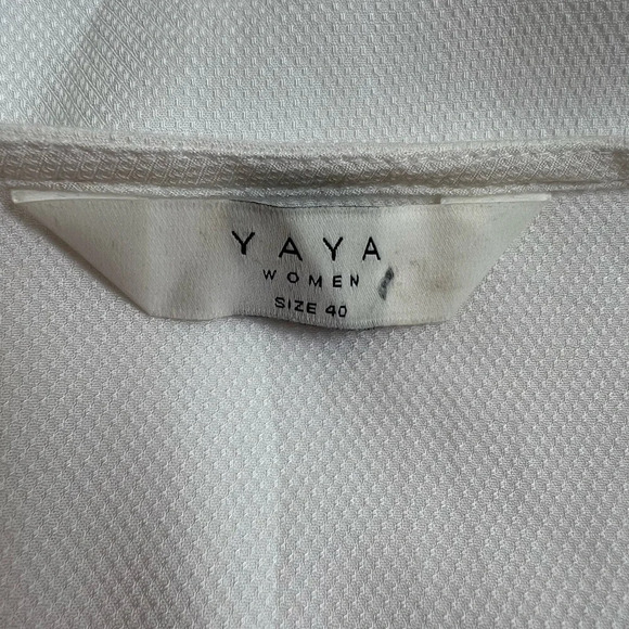 Ya Ya Womens  White Side Knot Assent Short Sleeve Top Blouse US 10 NWOT - Picture 10 of 11
